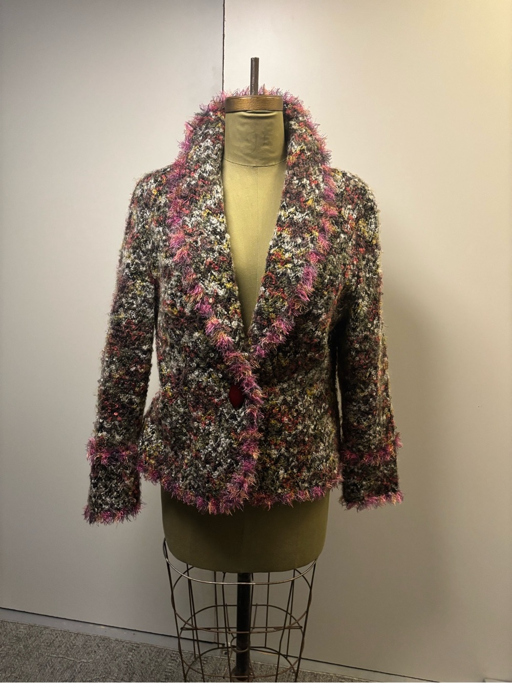 Vintage -90’s Women's Textured Bouclé Blazer Jacket in Multicolor Pink Trim